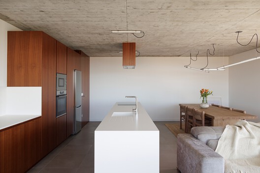 Coqueira House / Tiago Sousa Arquitecto Coqueira House / Tiago Sousa Arquitecto - Interior Photography, Kitchen, Wood, Countertop
