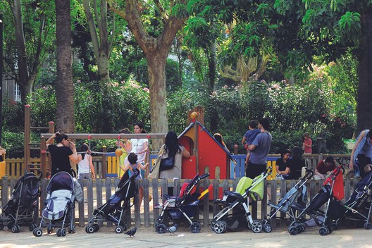 Designing the In-Between: From Neighborhood Vision to Urban Policy in Barcelona - Image 30 of 37