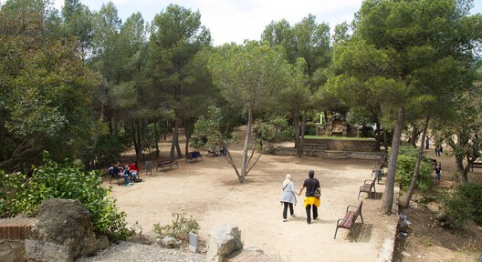Designing the In-Between: From Neighborhood Vision to Urban Policy in Barcelona - Image 3 of 37