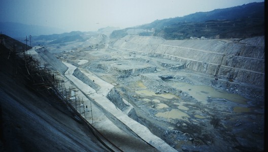 Unearthing the Ground: Architecture and the Politics of Water Unearthing the Ground: Architecture and the Politics of Water - Image 11 of 16