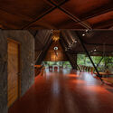 Casa 9 / Hoang GK - Casas