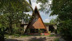 Casa 9 / Hoang GK