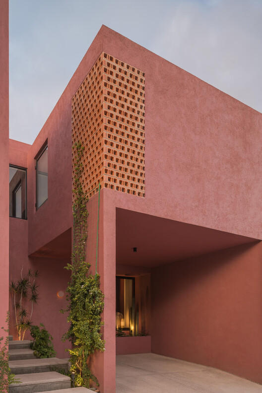 Casa Cardona / Sensacional Dinámica Mexicana Casa Cardona / Sensacional Dinámica Mexicana - Exterior Photography
