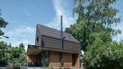 Cottage  / Archicraft