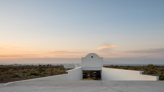 Casa da Ilha / Agis Mourelatos Casa da Ilha / Agis Mourelatos - Imagem 3 de 15