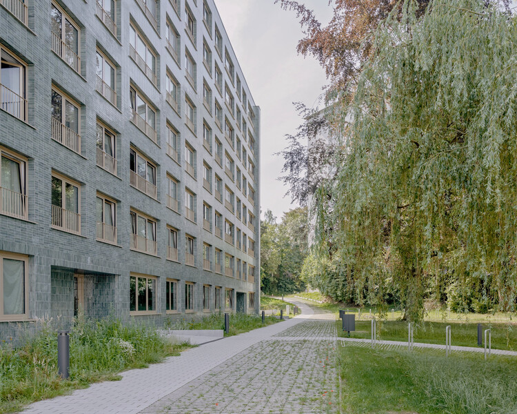 Rotiers - Renovation of 46 housing units in Brussels / MULTIPLE Architecture & Urbanism - Exterior Photography