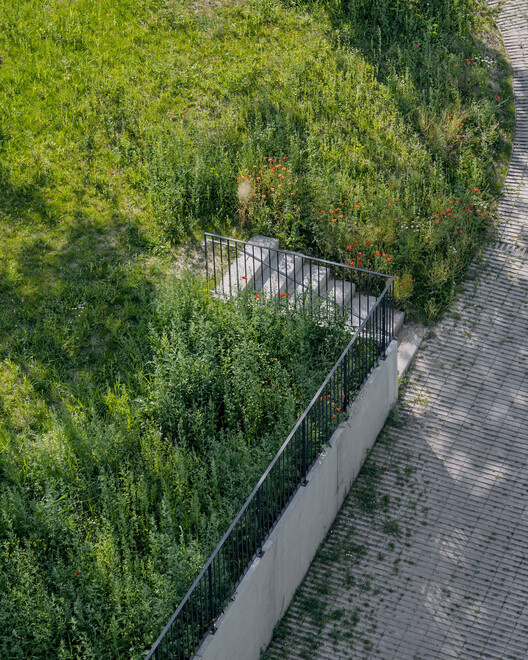 Rotiers - Renovation of 46 housing units in Brussels / MULTIPLE Architecture & Urbanism Rotiers - Renovation of 46 housing units in Brussels / MULTIPLE Architecture & Urbanism - Image 12 of 27