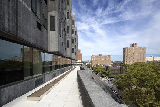 Beyond Affordable Housing: Integrating Civic Infrastructure in US Mixed-Use Developments Beyond Affordable Housing: Integrating Civic Infrastructure in US Mixed-Use Developments - Image 13 of 24