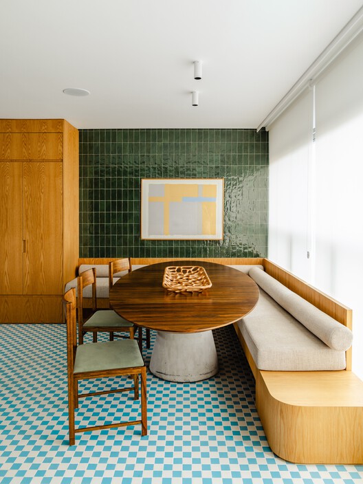 Brooklin Apartment / Küster Brizola Arquitetos - Interior Photography, Wood, Table, Chair