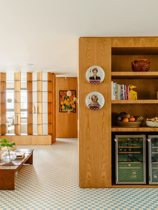 Brooklin Apartment / Küster Brizola Arquitetos - Interior Photography, Closet, Wood, Shelving