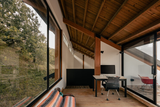 Casa Cibeles / Taller Síntesis Casa Cibeles / Taller Síntesis - Fotografía interior, Madera, Fijación Vigas, Sillas
