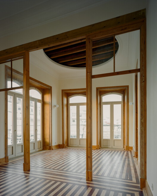Wood Structure on top of Brick Structure / corpo atelier Wood Structure on top of Brick Structure / corpo atelier - Interior Photography, Wood, Lighting, Door, Column, Glass