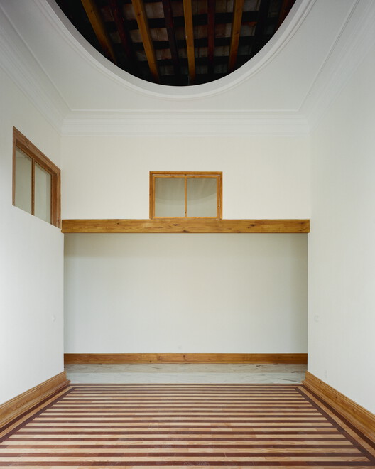 Wood Structure on top of Brick Structure / corpo atelier Wood Structure on top of Brick Structure / corpo atelier - Interior Photography, Wood