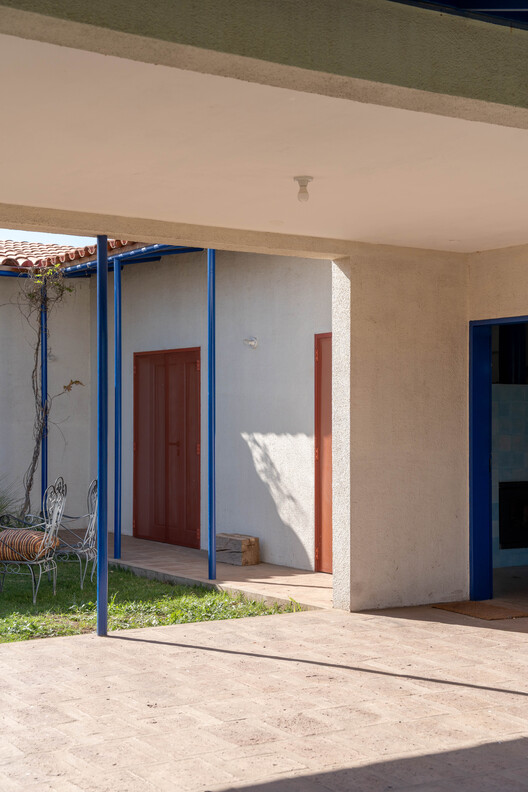 A Geometric Ruin / 00L A Geometric Ruin / 00L - Interior Photography, Door, Concrete, Column