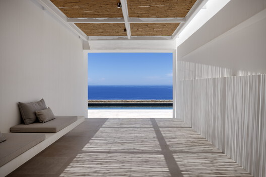 Alonakia 住宅 / React Architects Alonakia 住宅 / React Architects - 室内图, 木头, 柱