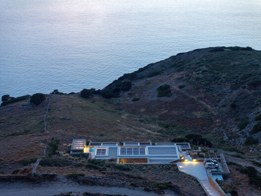 Alonakia 住宅 / React Architects Alonakia 住宅 / React Architects - 22 的图像 24