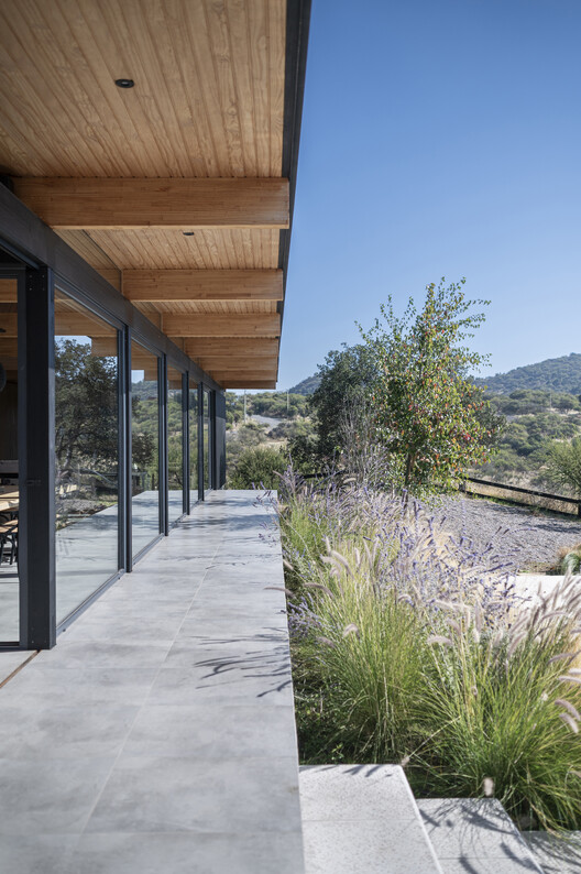 Casa Curicó / Armstrong Arquitectos + PAR Arquitectos - Imagen 4 de 26
