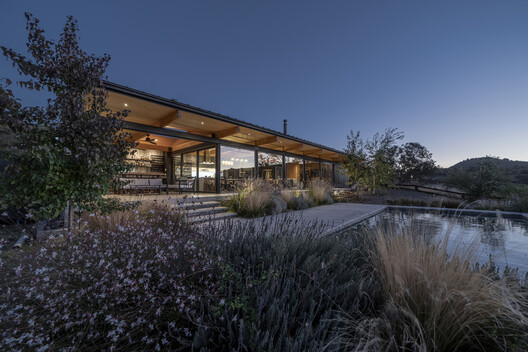 Casa Curicó / Armstrong Arquitectos + PAR Arquitectos - Imagen 14 de 26