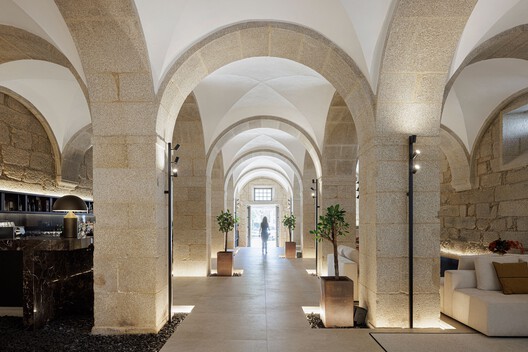 Hotel MS Collection Arouca / MiMool Arquitectura & Design de Interiores Hotel MS Collection Arouca / MiMool Arquitectura & Design de Interiores - Interior Photography, Arch, Column, Arcade
