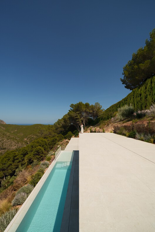 House in Ibiza, The Roca Views / Fran Silvestre Arquitectos - Image 9 of 18