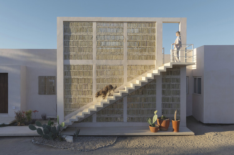 Casa Neblina  / Red Arquitectos - Exterior Photography, Residential Architecture, Stairs, Balcony
