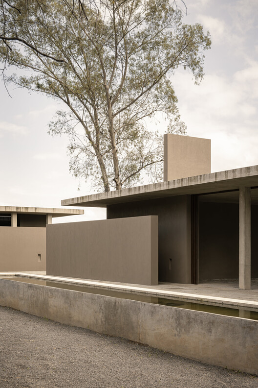 Rancho del Abuelo / Mendiola Arregui - Exterior Photography, Concrete