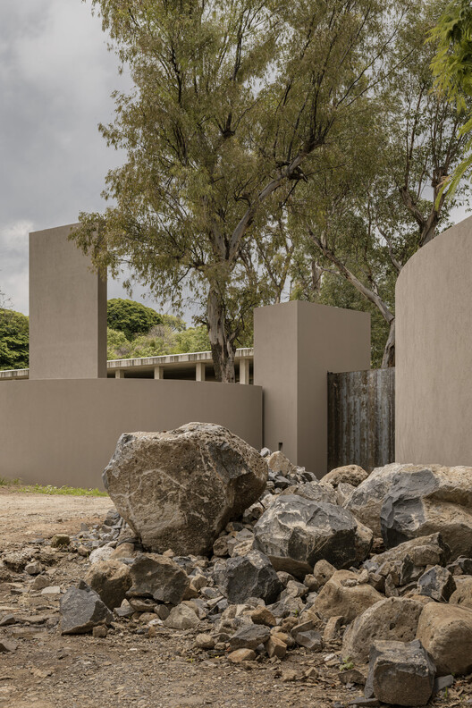 Rancho del Abuelo / Mendiola Arregui - Image 12 of 21